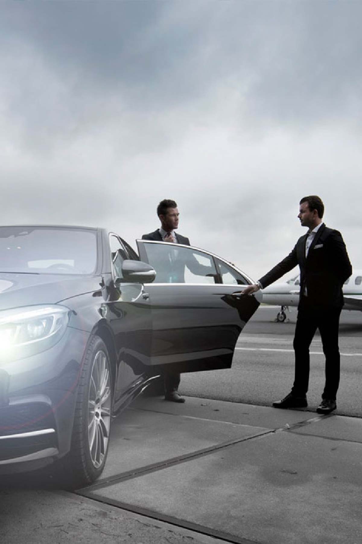 Lux Limo Image-01