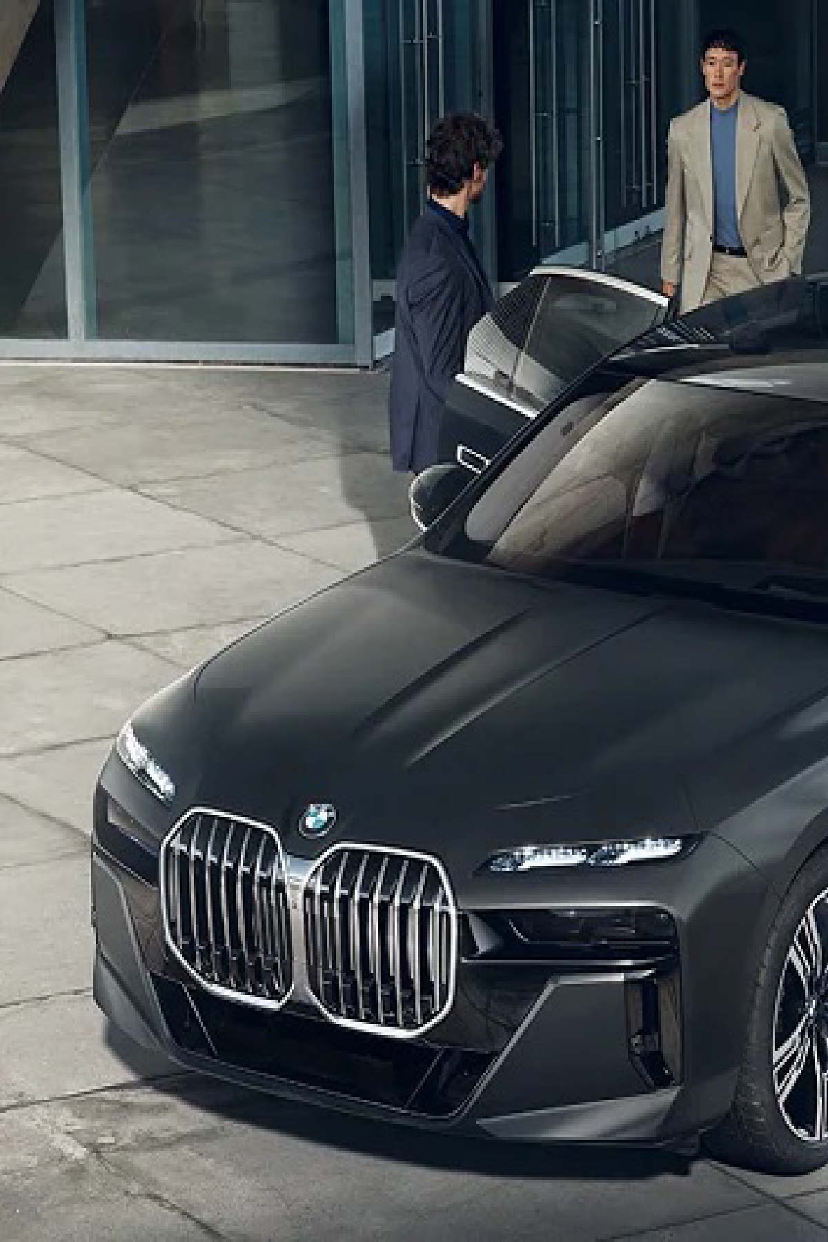 Lux Limo Image-02